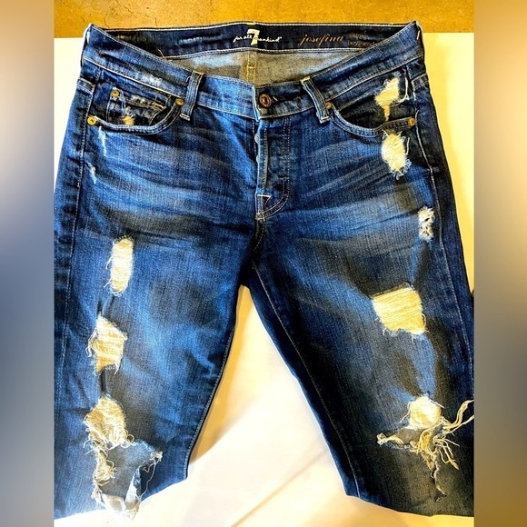 7 for all mankind Jeans. - Picture 2 of 3